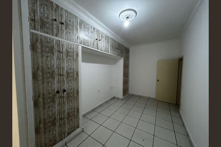 Casa para alugar com 450m², 6 quartos e 3 vagasQuarto