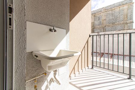 Apartamento para alugar com 41m², 2 quartos e sem vagaVaranda / Área de Serviço