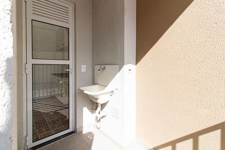 Apartamento para alugar com 41m², 2 quartos e sem vagaVaranda / Área de Serviço
