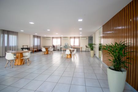 Apartamento para alugar com 42m², 2 quartos e sem vagaÁrea comum - Salão de festas