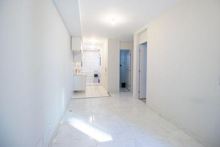 Sala de apartamento para alugar com 2 quartos, 42m² em Bonsucesso, Rio de Janeiro