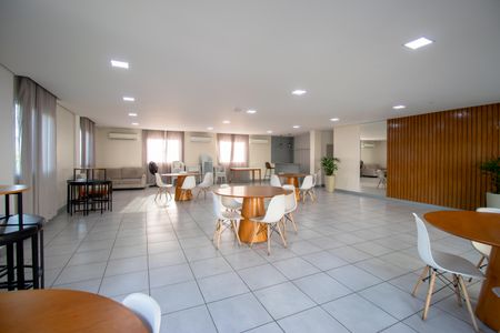 Apartamento para alugar com 42m², 2 quartos e sem vagaÁrea comum - Salão de festas