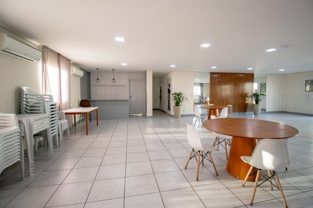 Apartamento para alugar com 42m², 2 quartos e sem vagaÁrea comum - Salão de festas