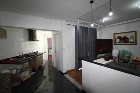 Apartamento para alugar com 75m², 2 quartos e sem vagaSala / Cozinha