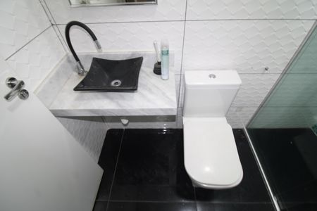 Apartamento para alugar com 75m², 2 quartos e sem vagaBanheiro