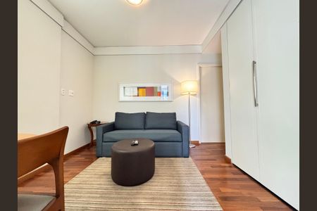 Apartamento à venda com 41m², 1 quarto e 2 vagas Apartamento à venda com 41m², 1 quarto e 2 vagasSala