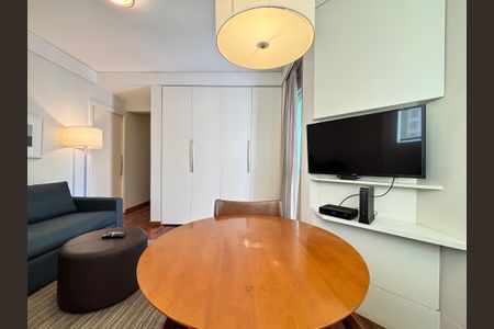 Apartamento à venda com 41m², 1 quarto e 2 vagas Apartamento à venda com 41m², 1 quarto e 2 vagasSala