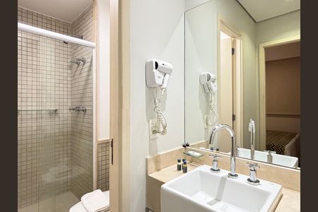 Apartamento à venda com 41m², 1 quarto e 2 vagas Apartamento à venda com 41m², 1 quarto e 2 vagasBanheiro