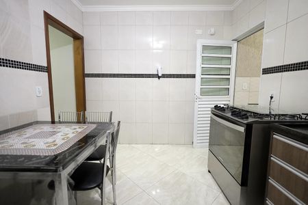 Casa à venda com 167m², 3 quartos e 3 vagasCozinha
