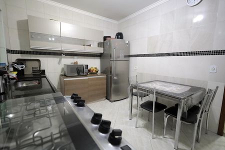 Casa à venda com 167m², 3 quartos e 3 vagasCozinha