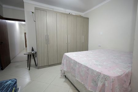 Casa à venda com 167m², 3 quartos e 3 vagasQuarto Suíte 3