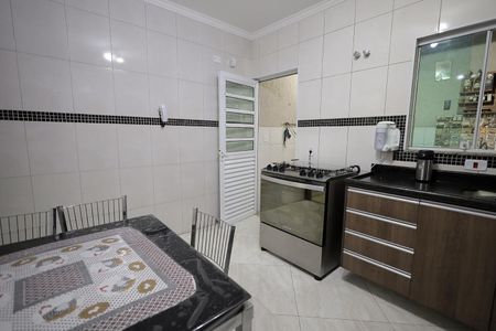 Casa à venda com 167m², 3 quartos e 3 vagasCozinha