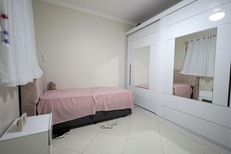 Casa à venda com 167m², 3 quartos e 3 vagasQuarto Suíte 1