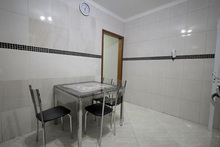 Casa à venda com 167m², 3 quartos e 3 vagasCozinha