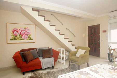 Sala 1 de apartamento para alugar com 2 quartos, 78m² em Santana, Porto Alegre