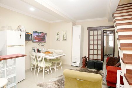 Sala 1 de apartamento para alugar com 2 quartos, 78m² em Santana, Porto Alegre