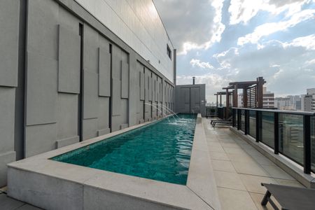 Apartamento à venda com 40m², 1 quarto e 1 vaga Apartamento à venda com 40m², 1 quarto e 1 vagaÁrea comum - Piscina