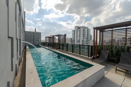 Apartamento à venda com 40m², 1 quarto e 1 vaga Apartamento à venda com 40m², 1 quarto e 1 vagaÁrea comum - Piscina