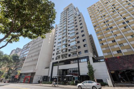 Apartamento à venda com 40m², 1 quarto e 1 vaga Apartamento à venda com 40m², 1 quarto e 1 vagaFachada