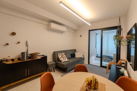 Apartamento à venda com 40m², 1 quarto e 1 vaga Apartamento à venda com 40m², 1 quarto e 1 vagaSala