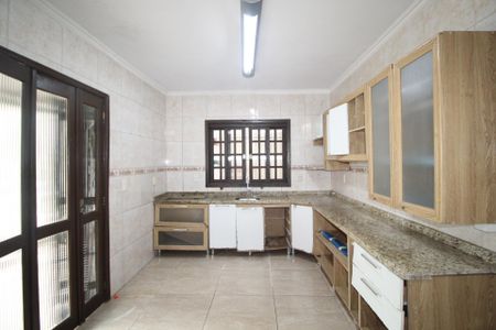 Casa para alugar com 120m², 3 quartos e 3 vagasCozinha