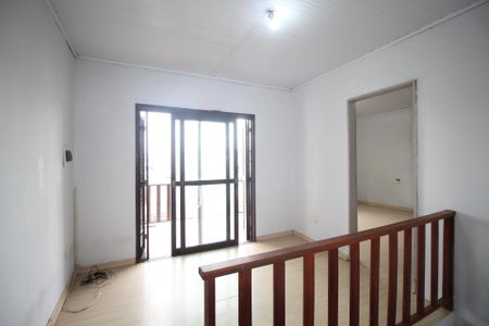 Casa para alugar com 120m², 3 quartos e 3 vagasCorredor