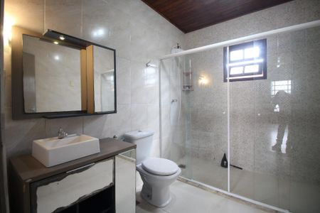 Casa para alugar com 120m², 3 quartos e 3 vagasBanheiro da Suíte 1