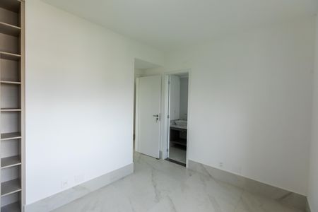Apartamento para alugar com 90m², 2 quartos e 2 vagasSuíte 2