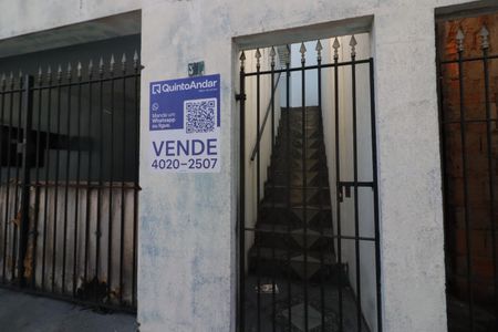 Fachada de casa à venda com 3 quartos, 115m² em Jardim D’abril, Osasco