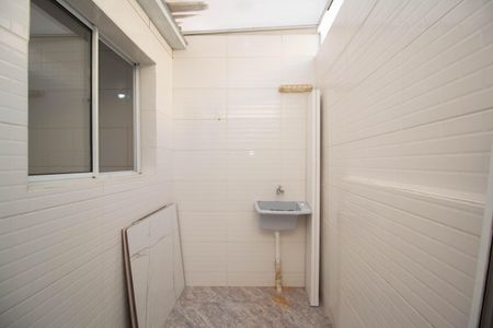 Casa de condomínio para alugar com 56m², 2 quartos e 1 vagaÁrea de Serviço