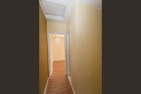 Casa de condomínio para alugar com 56m², 2 quartos e 1 vagaCorredor