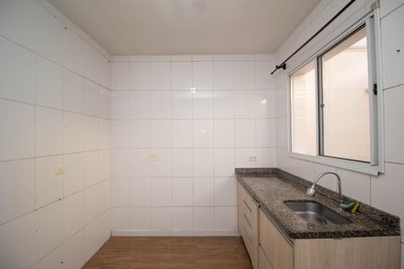 Casa de condomínio para alugar com 56m², 2 quartos e 1 vagaCozinha
