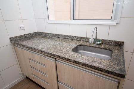 Casa de condomínio para alugar com 56m², 2 quartos e 1 vagaCozinha
