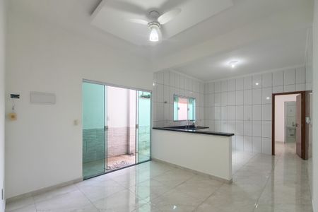 Sala de casa para alugar com 2 quartos, 100m² em Balneario Japurá, Praia Grande