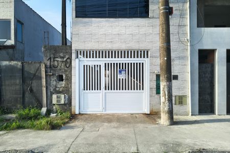 Casa para alugar com 100m², 2 quartos e sem vagaFachada