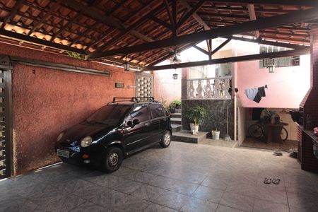 Casa à venda com 200m², 6 quartos e 3 vagasGaragem