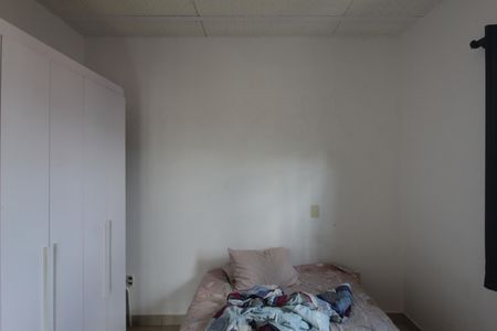 Casa à venda com 200m², 6 quartos e 3 vagasQuarto 4