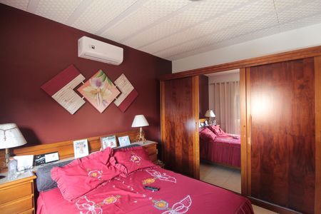 Casa à venda com 200m², 6 quartos e 3 vagasQuarto 1