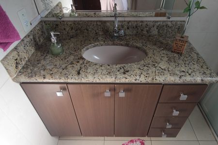 Casa à venda com 200m², 6 quartos e 3 vagasBanheiro Social 2
