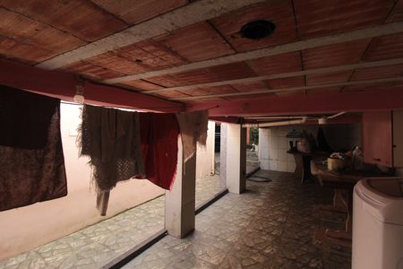 Casa à venda com 200m², 6 quartos e 3 vagasÁrea de Serviço