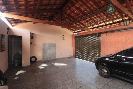 Casa à venda com 200m², 6 quartos e 3 vagasGaragem