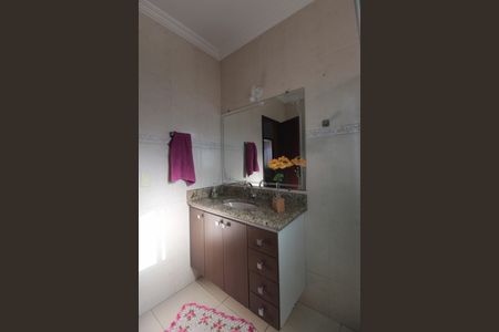 Casa à venda com 200m², 6 quartos e 3 vagasBanheiro Social 2