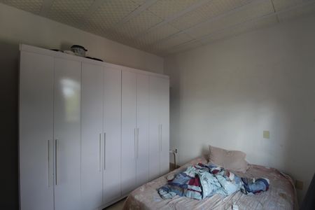 Casa à venda com 200m², 6 quartos e 3 vagasQuarto 4