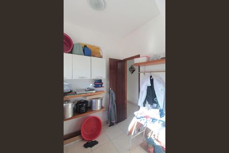 Casa à venda com 200m², 6 quartos e 3 vagasQuarto 5