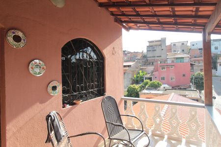 Casa à venda com 200m², 6 quartos e 3 vagasVaranda