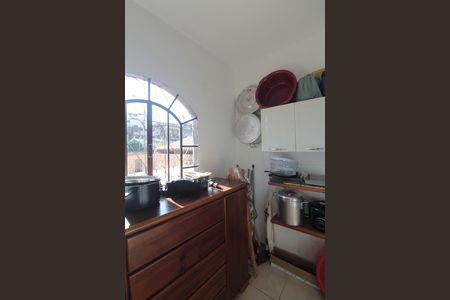 Casa à venda com 200m², 6 quartos e 3 vagasQuarto 5