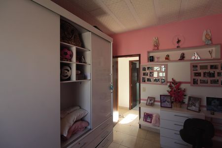 Casa à venda com 200m², 6 quartos e 3 vagasQuarto 3
