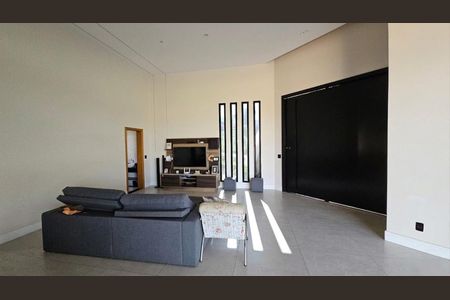 Casa para alugar com 315m², 5 quartos e 2 vagasSala