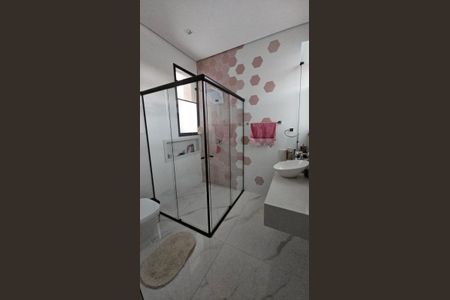 Casa para alugar com 315m², 5 quartos e 2 vagasBanheiro