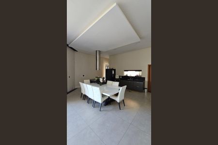 Casa para alugar com 315m², 5 quartos e 2 vagasCozinha